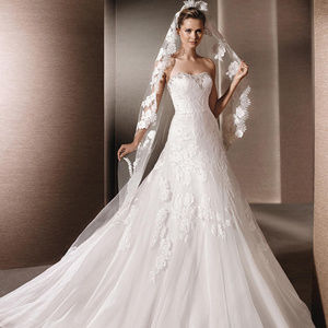 La Sposa by Pronovias Wedding Dress Remberta
